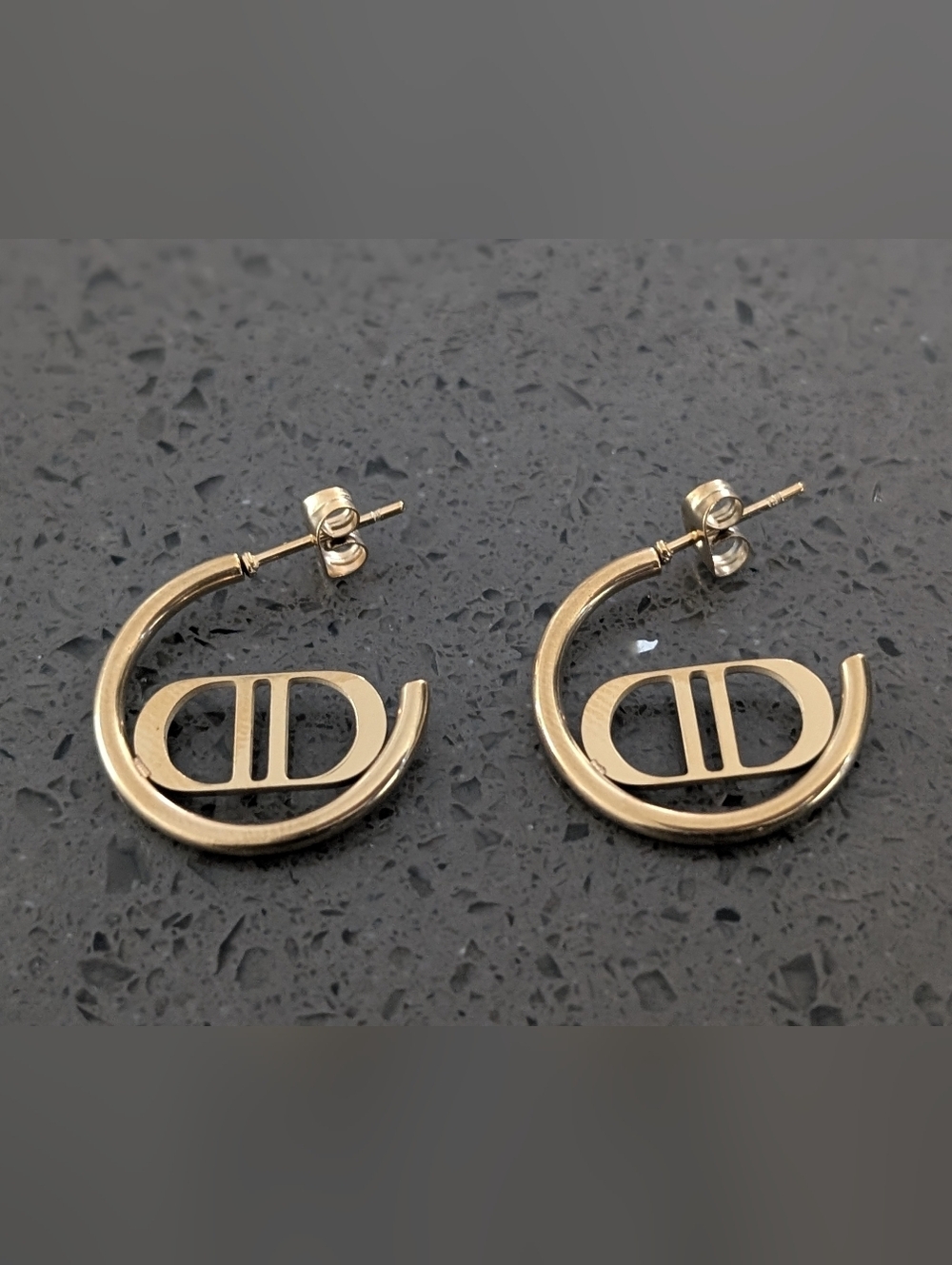 Gold Open Circle Hoop Earrings with Double-Bar Motif CD